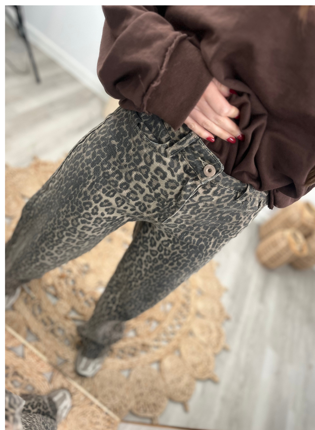 Leopard Jeans