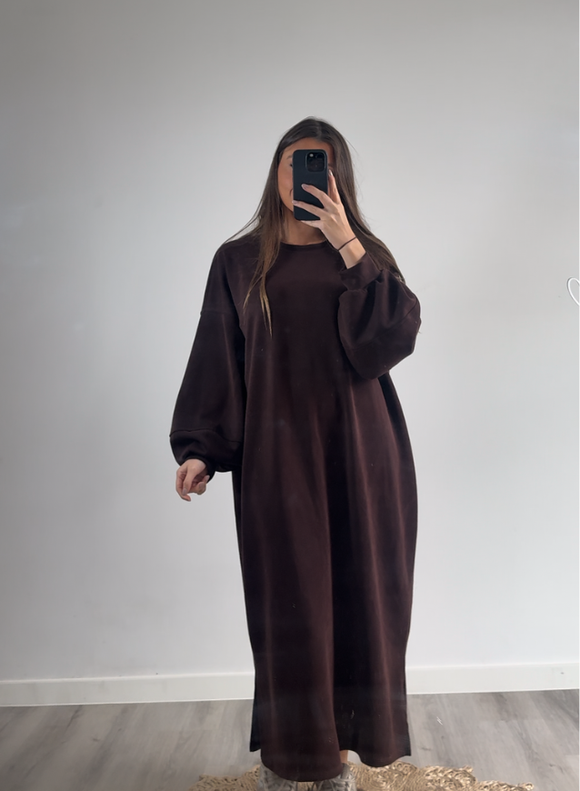 Sweaterdress Bruin