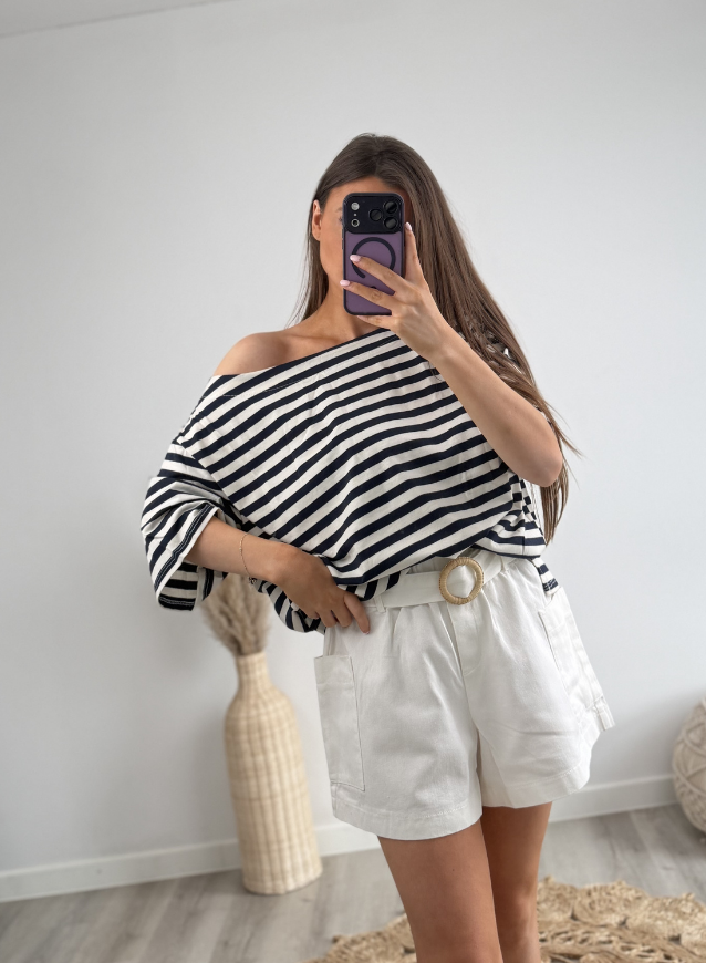 Off shoulder Top Marine