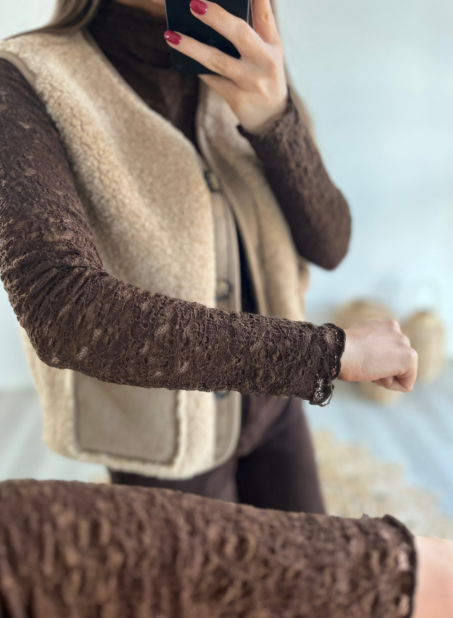 LILY - Bruine Lace top