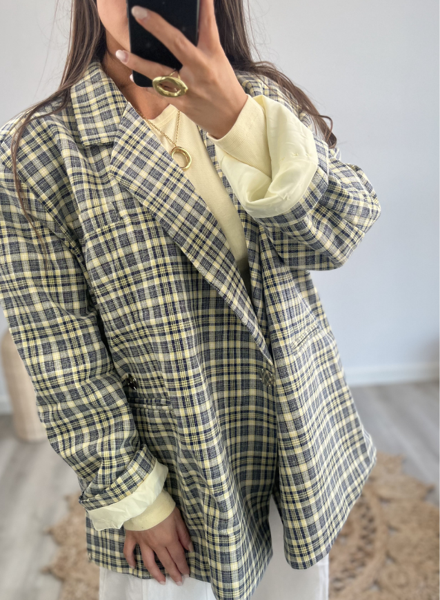 MIRA - Oversized Blazer Yellow