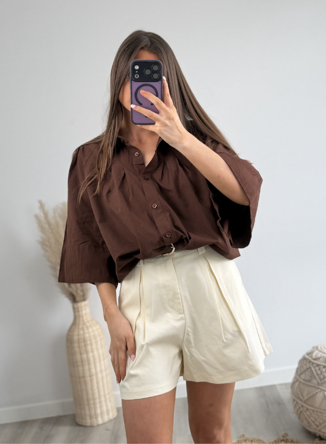 Short beige