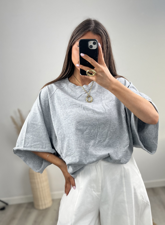 LAURA - Oversized T-Shirt Grau