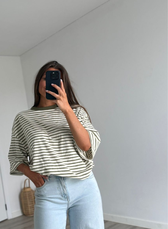 YASMINE - T-shirt Olijfgroen