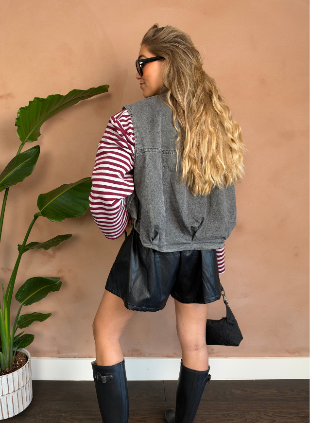 JODIE - PU short Zwart