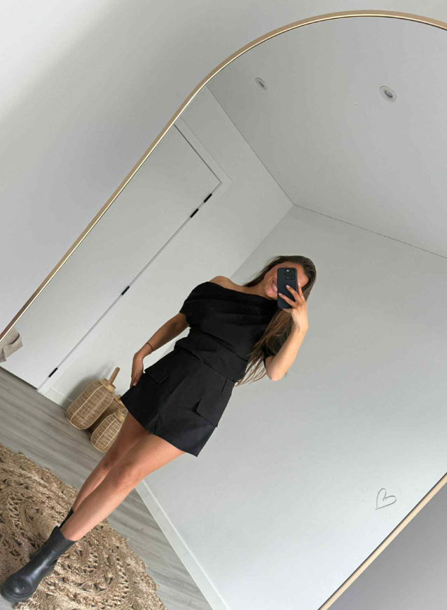 JENNA - Short