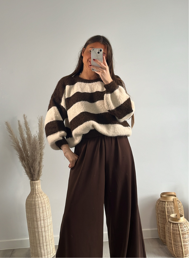 FEM - Trui donkerbruine strepen