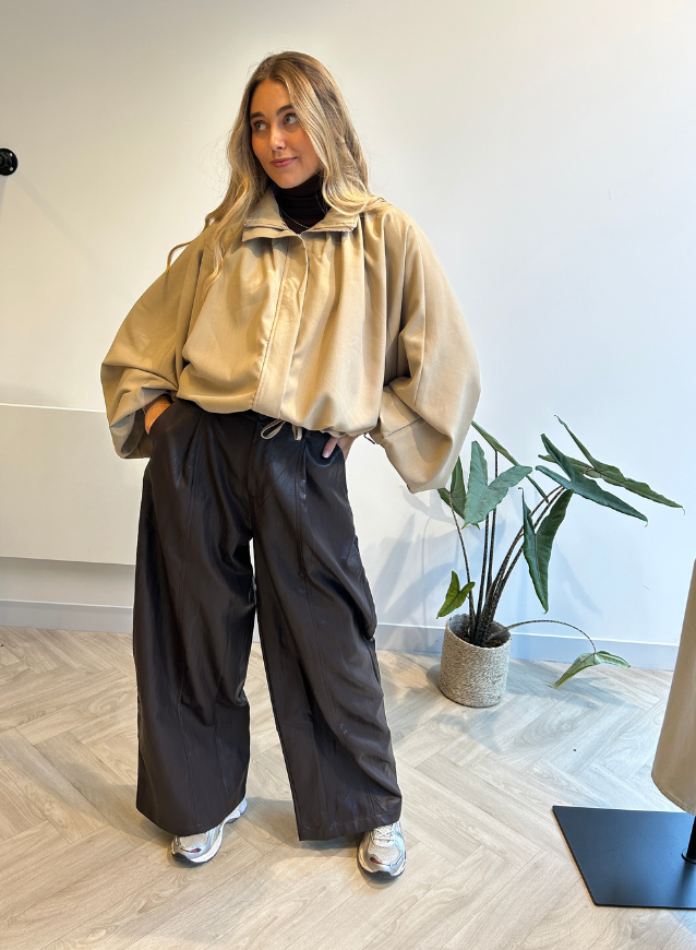 CARO - Jasje Camel