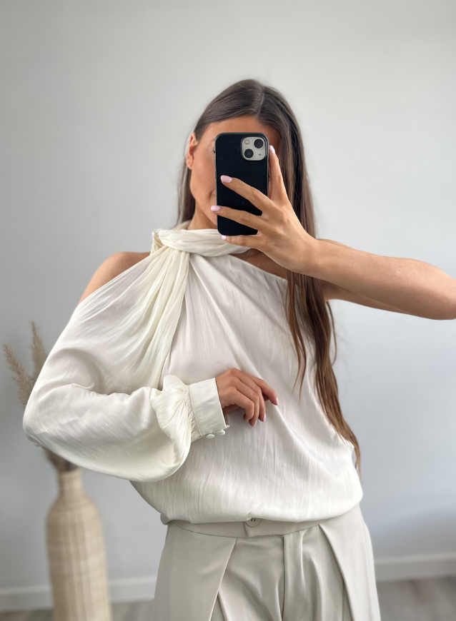 AMY - Classy Top Ecru