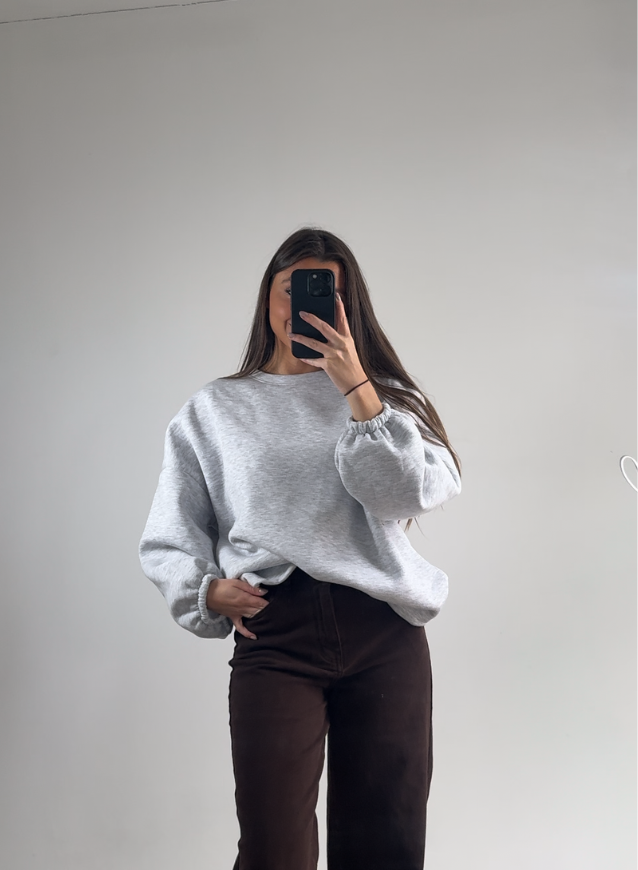 BISOU trui (PRE- ORDER: verzending 8/12!)