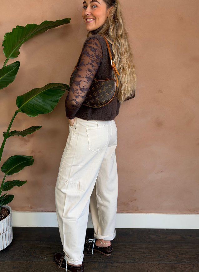 CLOE - Mouwloze trui