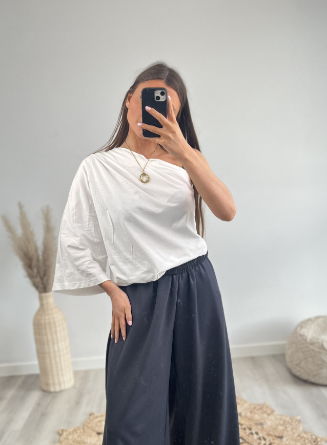 Off-Shoulder Top White