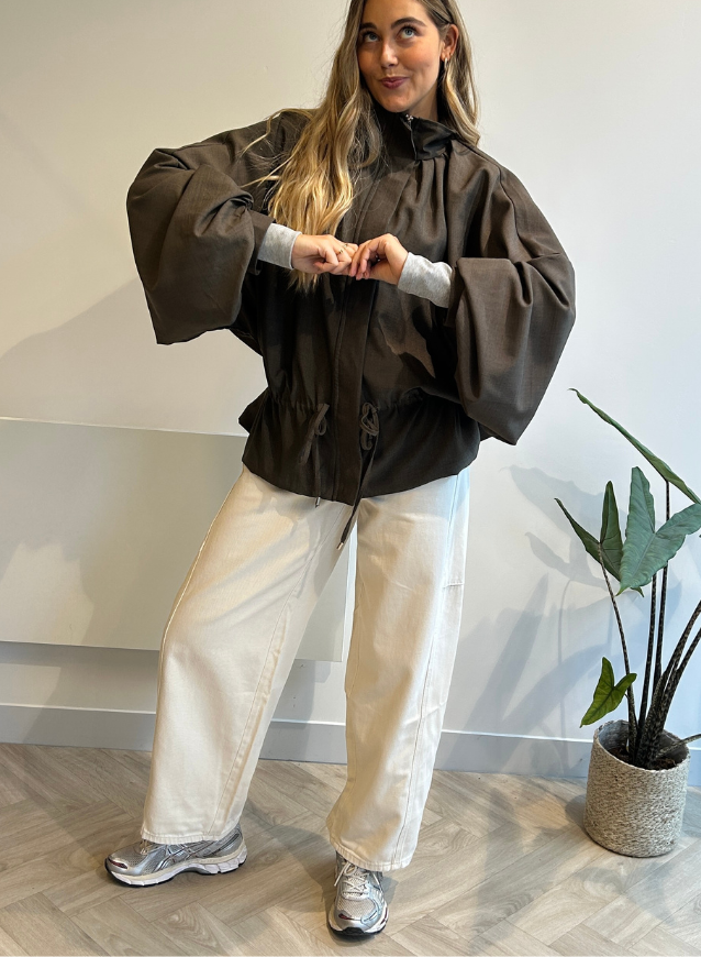 CARO - Jasje kaki