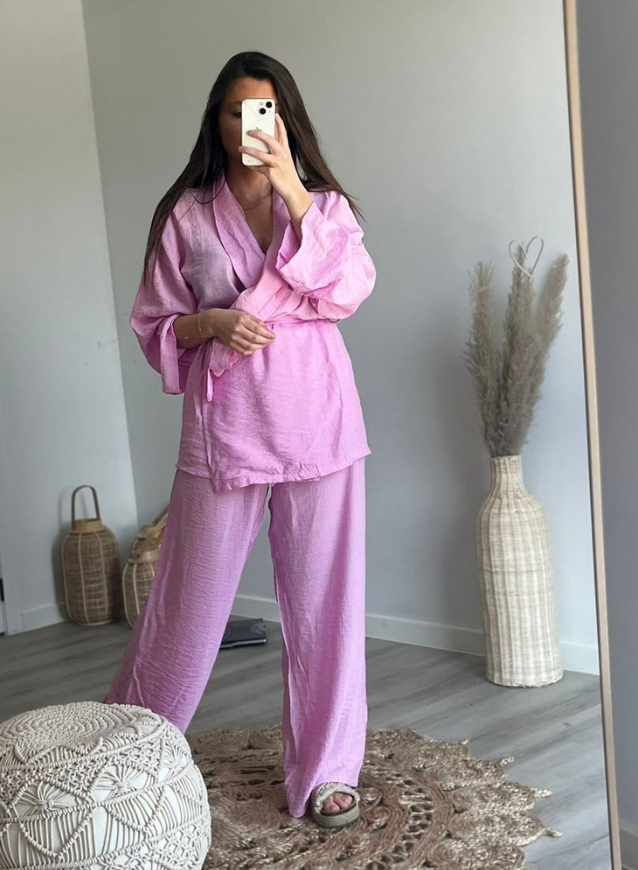 AMY - Ensemble Pink