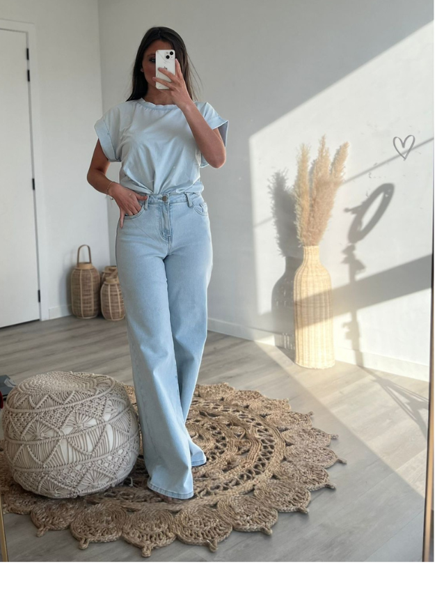 ELENA - Babyblauw T-shirt