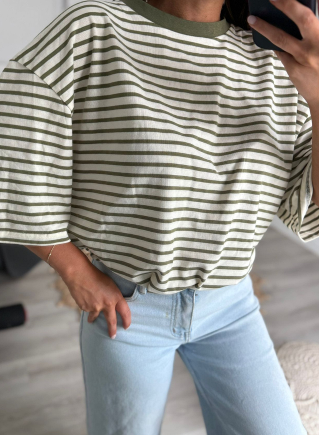 YASMINE - T-shirt Olijfgroen